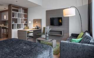 Отель Ramada Encore Kyiv Киев Апартаменты-студио-1