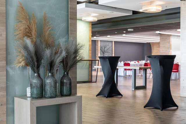 Отель Ramada Encore Kyiv Киев-40
