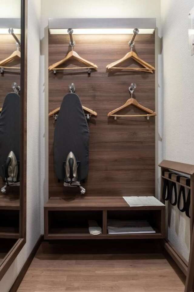 Отель Ramada Encore Kyiv Киев-50